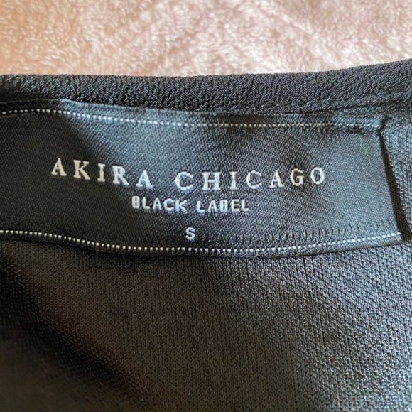 AKIRA Black/Silver Sequin 3/4 Sleeve Crop Top - Picture 5 of 6